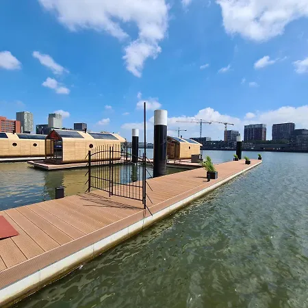 Wikkelboat Nr1 at Floating Rotterdam Rijnhaven Villa-3
