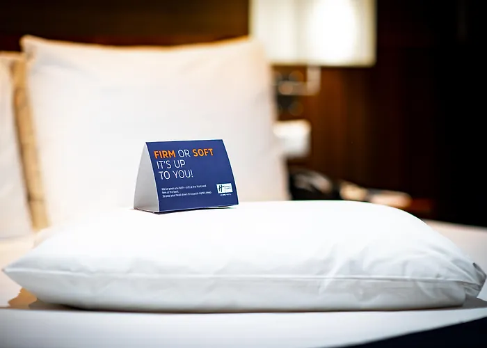  Holiday Inn Express Rotterdam - Central Station By Ihg