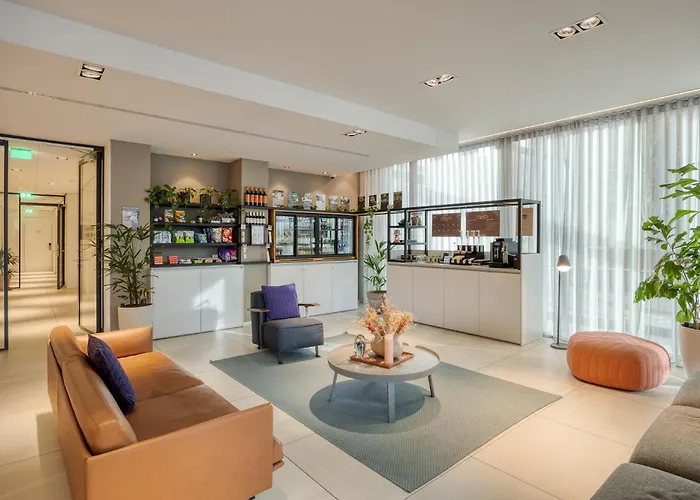  PREMIER SUITES PLUS